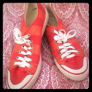 Lacoste Women’s Sneakers Size 8